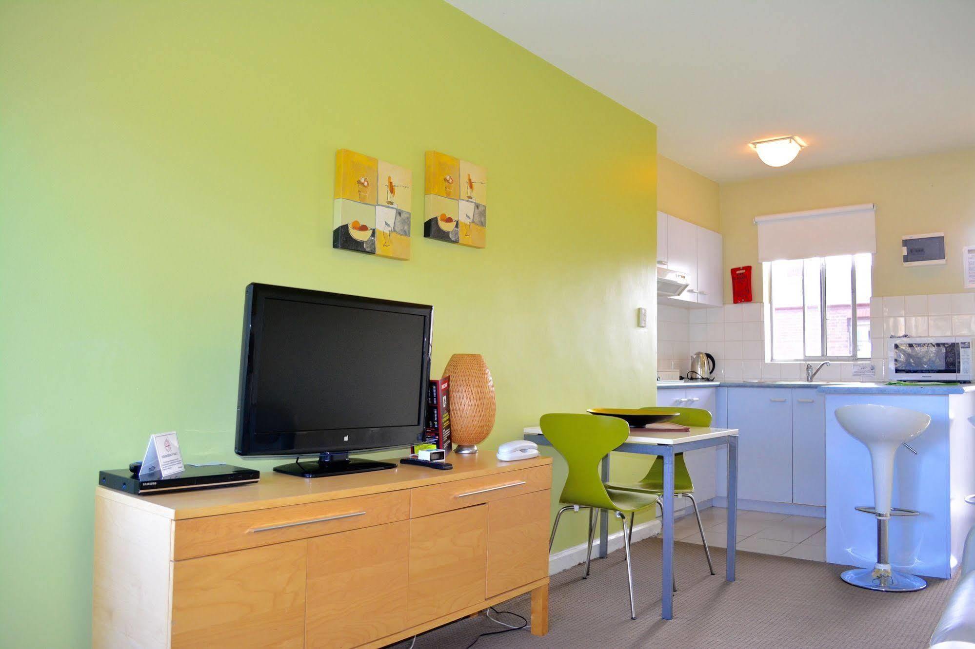 เบิร์ชเชส เซอร์วิซ อพาร์ตเมนต์ Aparthotel เมลเบิร์น ภายนอก รูปภาพ